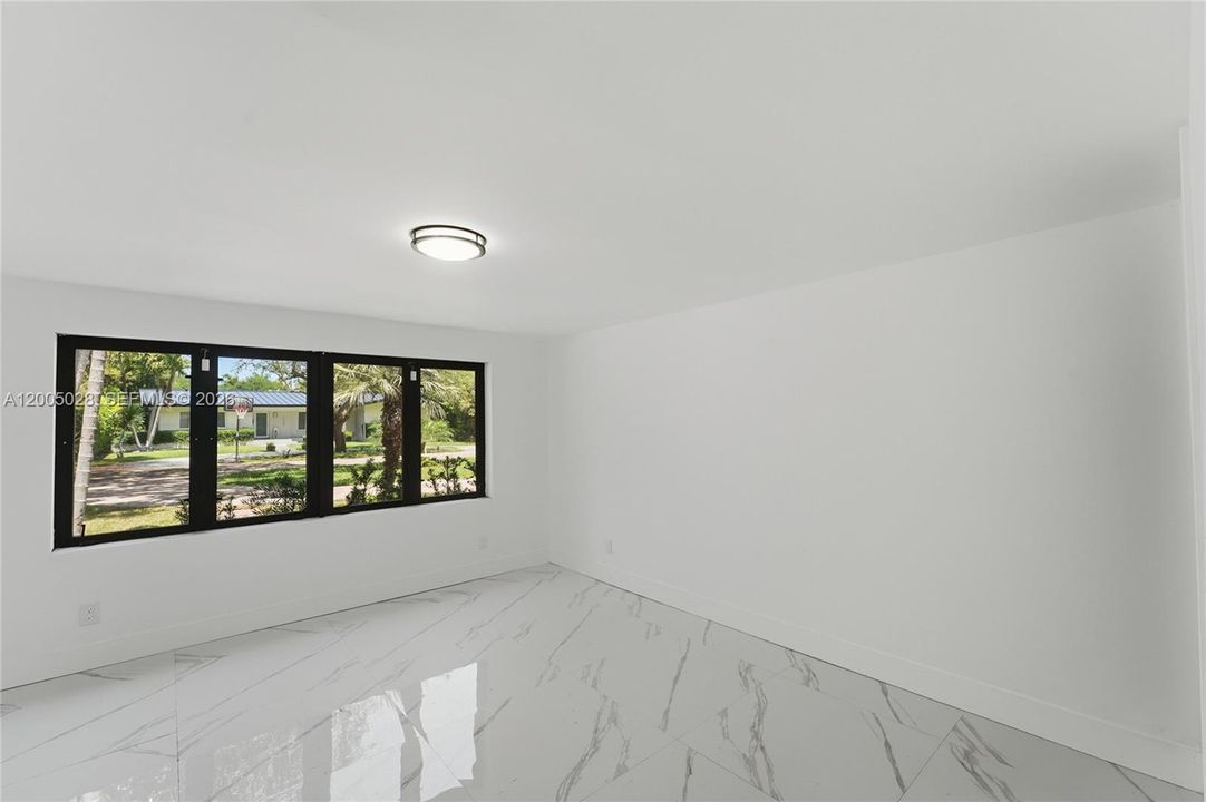 For Sale: $1,399,900 (3 beds, 3 baths, 2123 Square Feet)