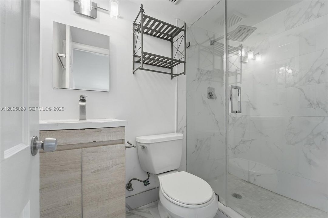 For Sale: $1,399,900 (3 beds, 3 baths, 2123 Square Feet)