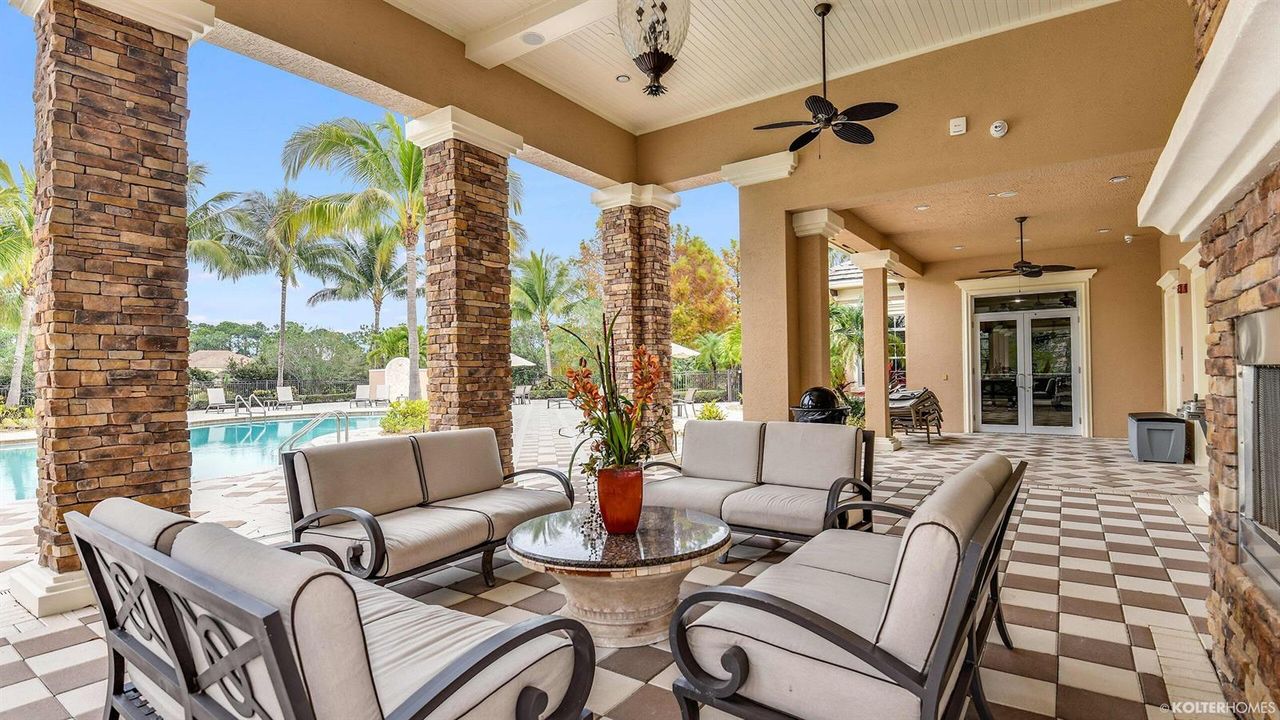 Canopy Creek Clubhouse Patio
