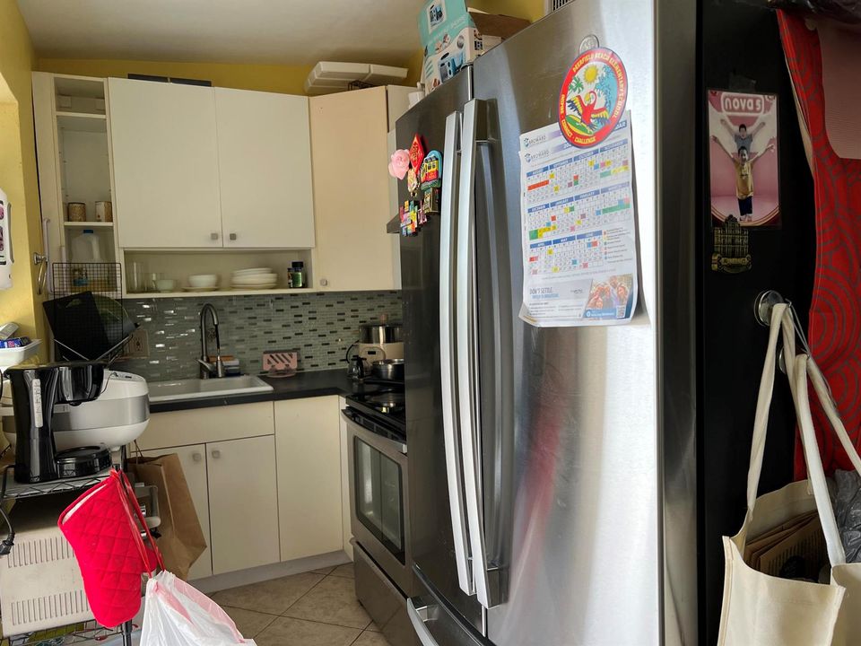 4310 Kitchen 2