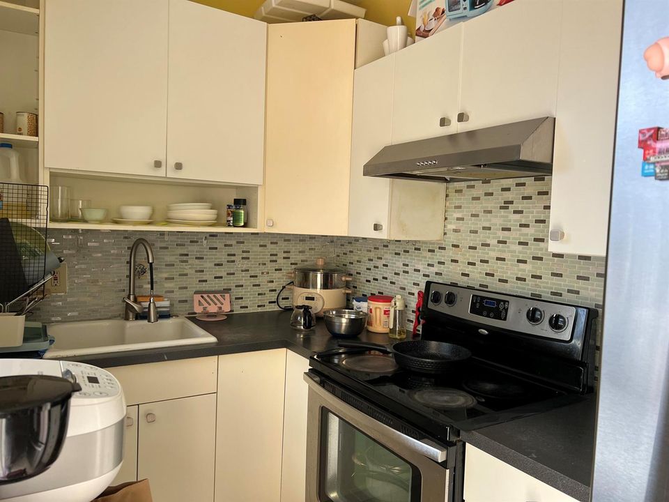 4310 Kitchen