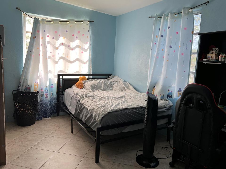 4310 Bedroom 2