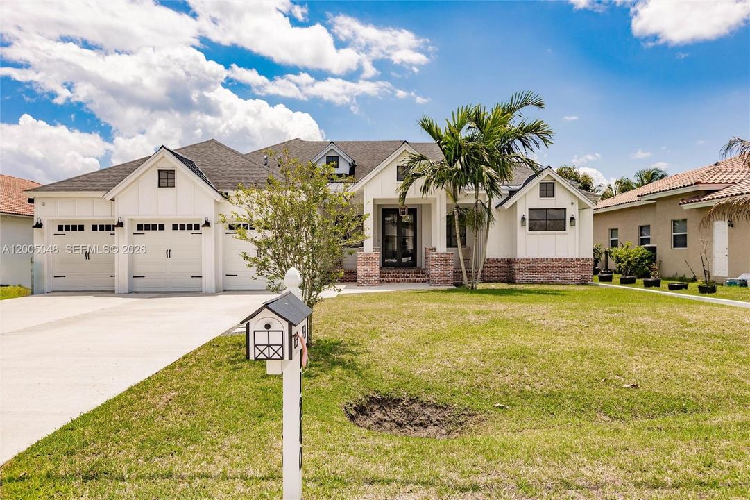 En Venta: $1,620,000 (4 camas, 3 baños, 3184 Pies cuadrados)