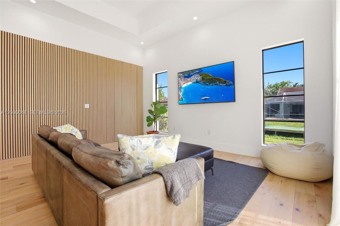 En Venta: $1,620,000 (4 camas, 3 baños, 3184 Pies cuadrados)
