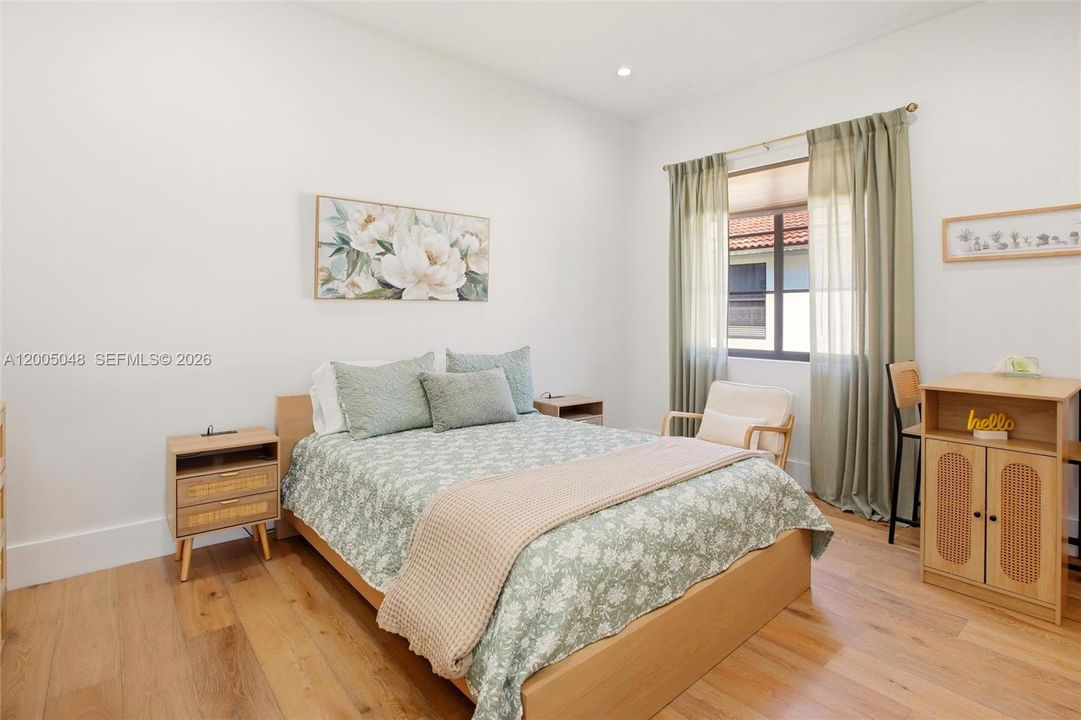 En Venta: $1,620,000 (4 camas, 3 baños, 3184 Pies cuadrados)