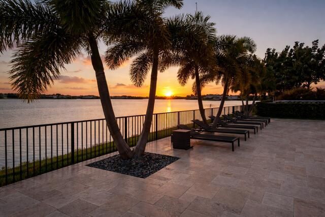 Sunset on Lake