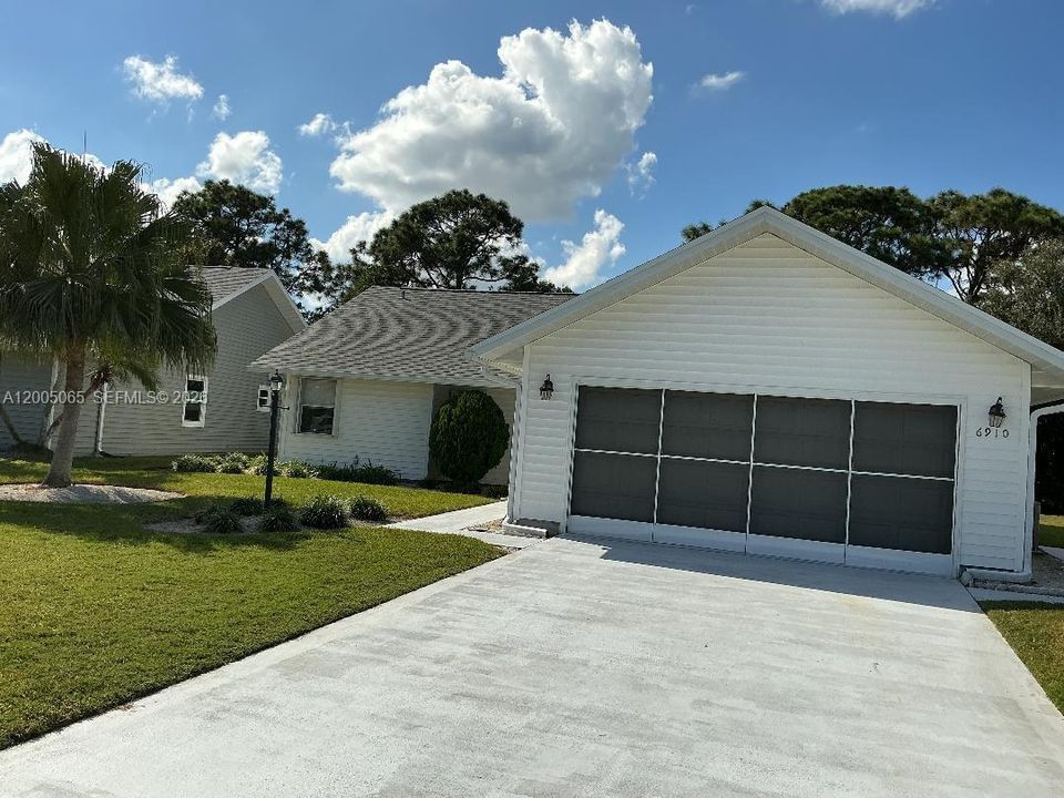 Activo con contrato: $325,000 (2 camas, 2 baños, 1344 Pies cuadrados)