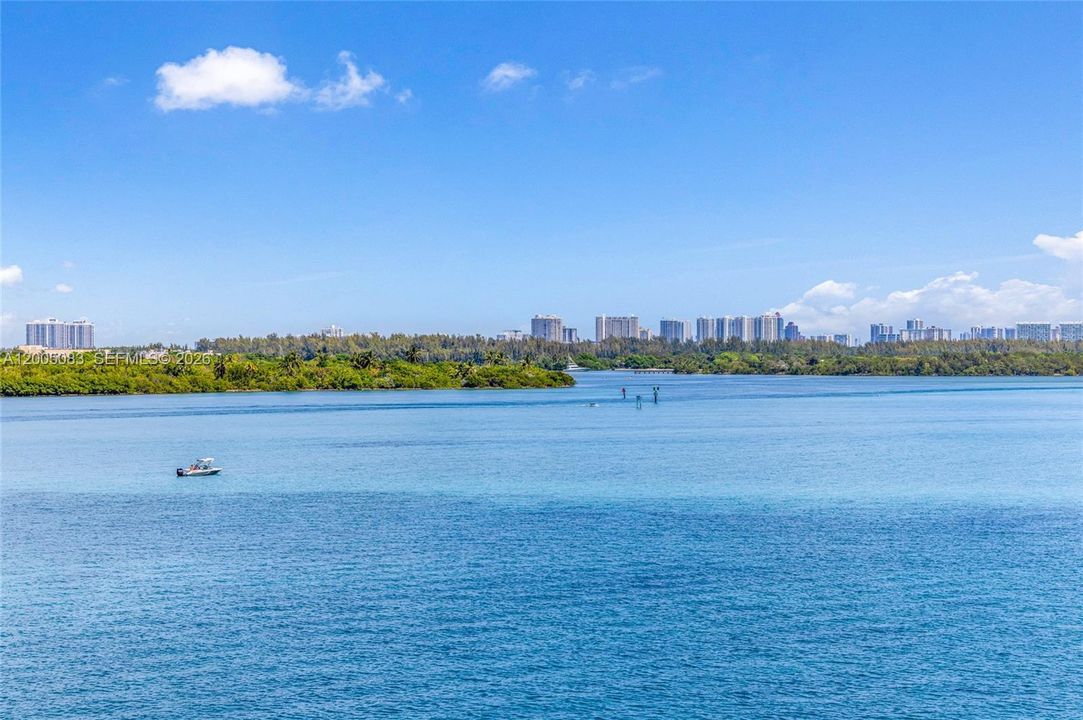 For Sale: $4,900,000 (4 beds, 4 baths, 3521 Square Feet)