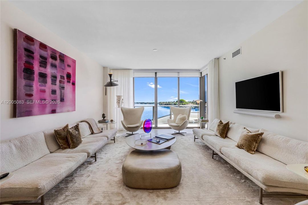 For Sale: $4,900,000 (4 beds, 4 baths, 3521 Square Feet)