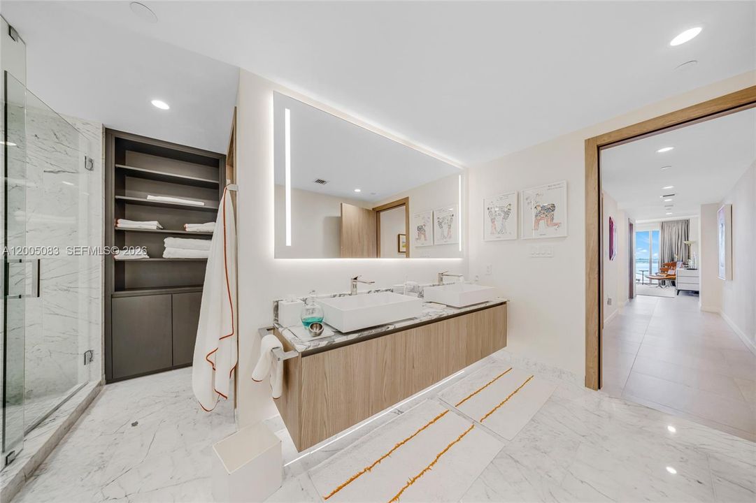 For Sale: $4,900,000 (4 beds, 4 baths, 3521 Square Feet)