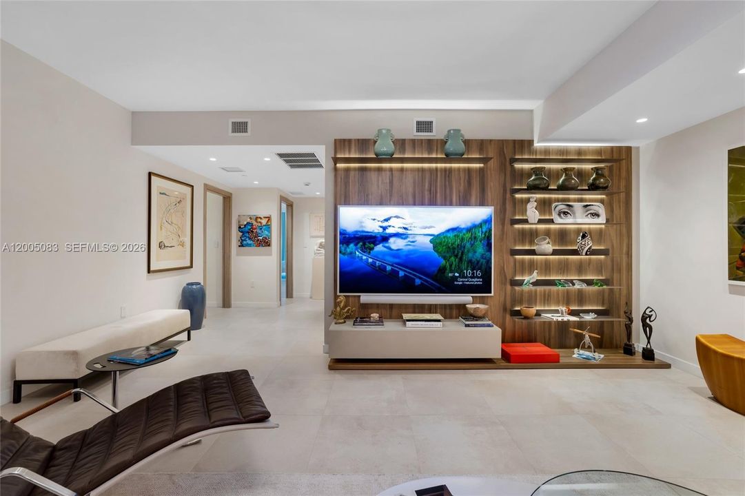 For Sale: $4,900,000 (4 beds, 4 baths, 3521 Square Feet)