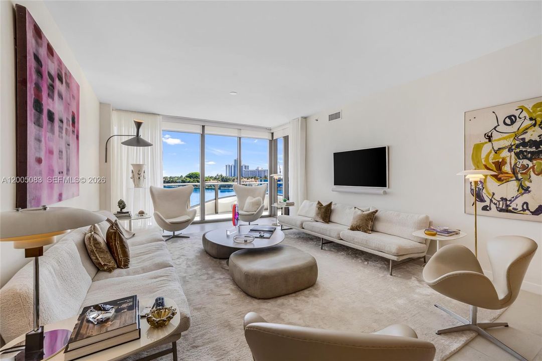 For Sale: $4,900,000 (4 beds, 4 baths, 3521 Square Feet)