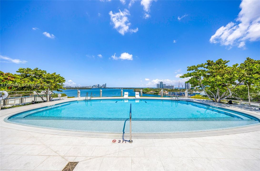 For Sale: $4,900,000 (4 beds, 4 baths, 3521 Square Feet)