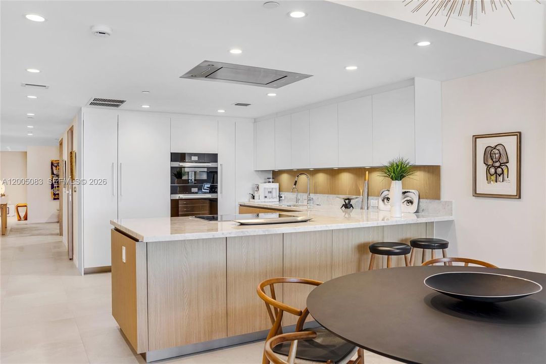 For Sale: $4,900,000 (4 beds, 4 baths, 3521 Square Feet)