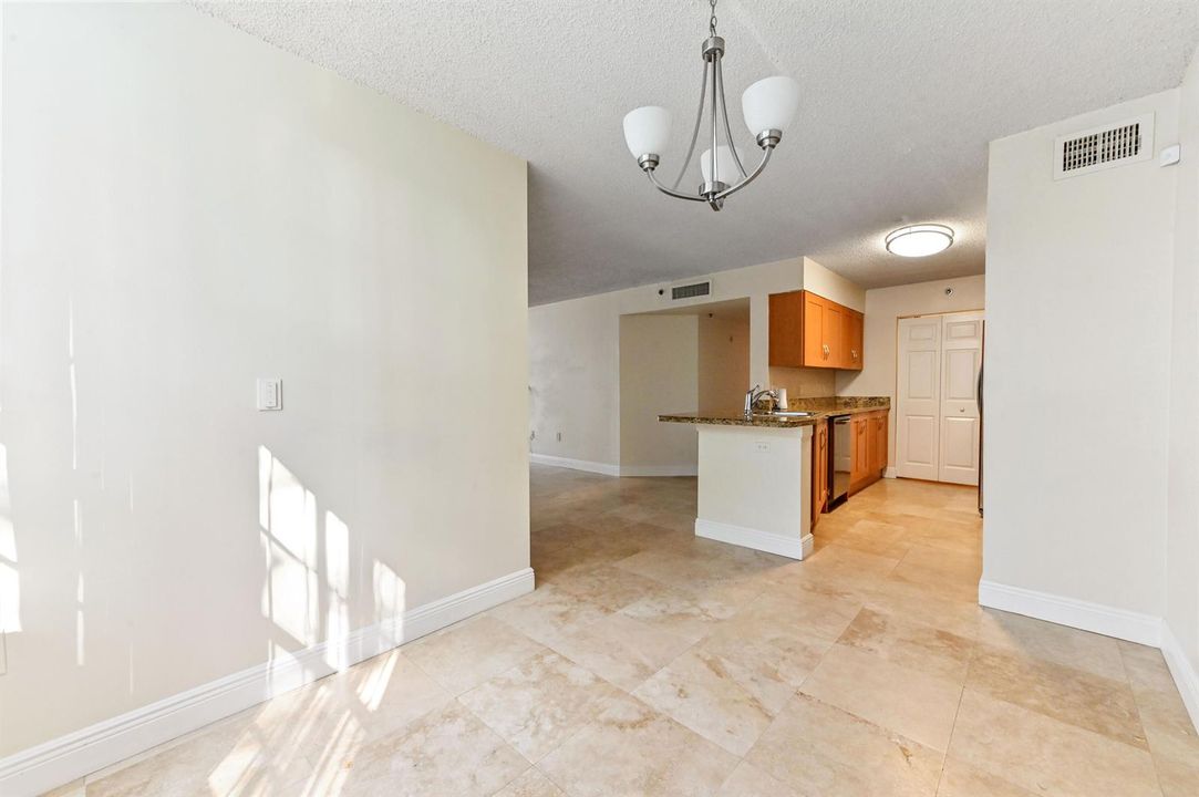 10 Dining room 01