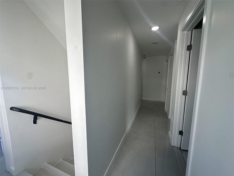 En Venta: $395,000 (4 camas, 3 baños, 1398 Pies cuadrados)