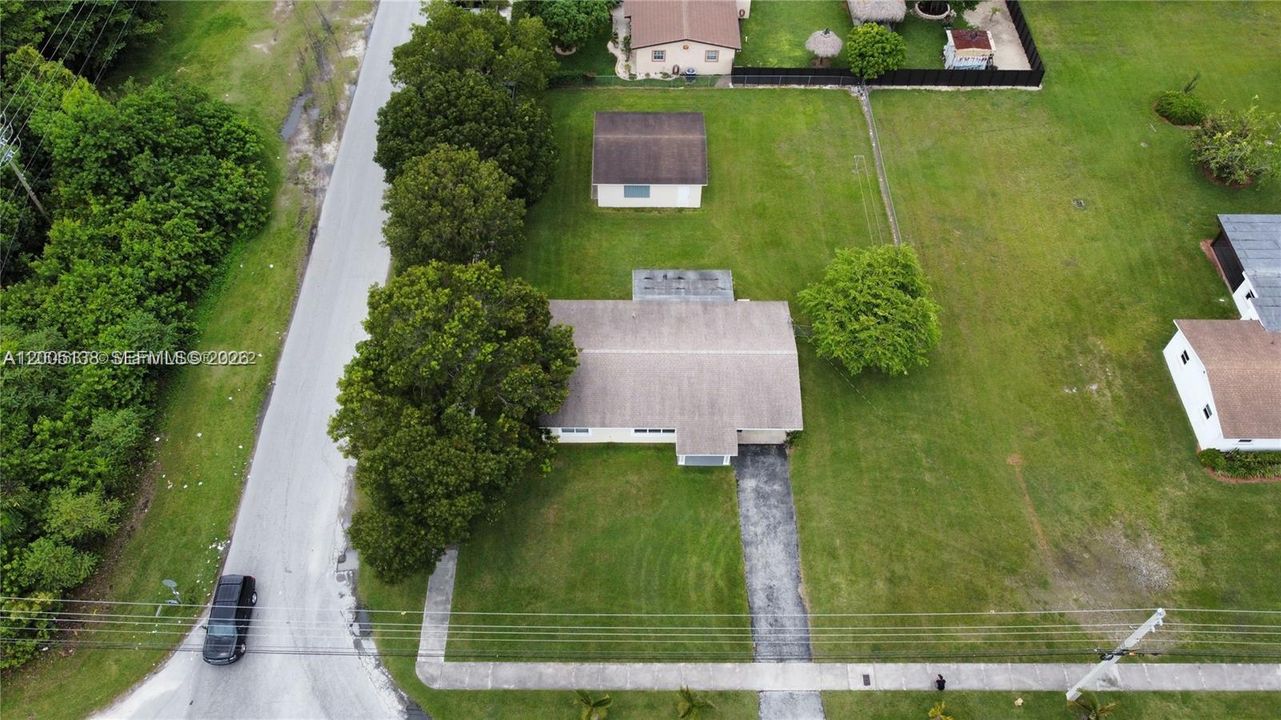 Недавно продано: $459,900 (2 спален, 1 ванн, 1160 Квадратных фут)