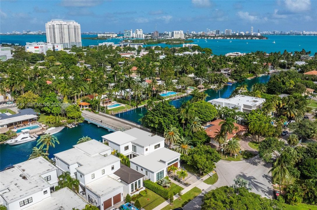 For Sale: $7,730,000 (5 beds, 4 baths, 4303 Square Feet)