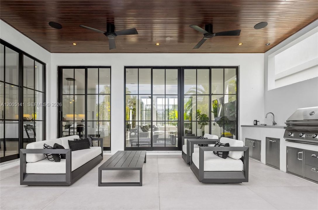 For Sale: $7,730,000 (5 beds, 4 baths, 4303 Square Feet)