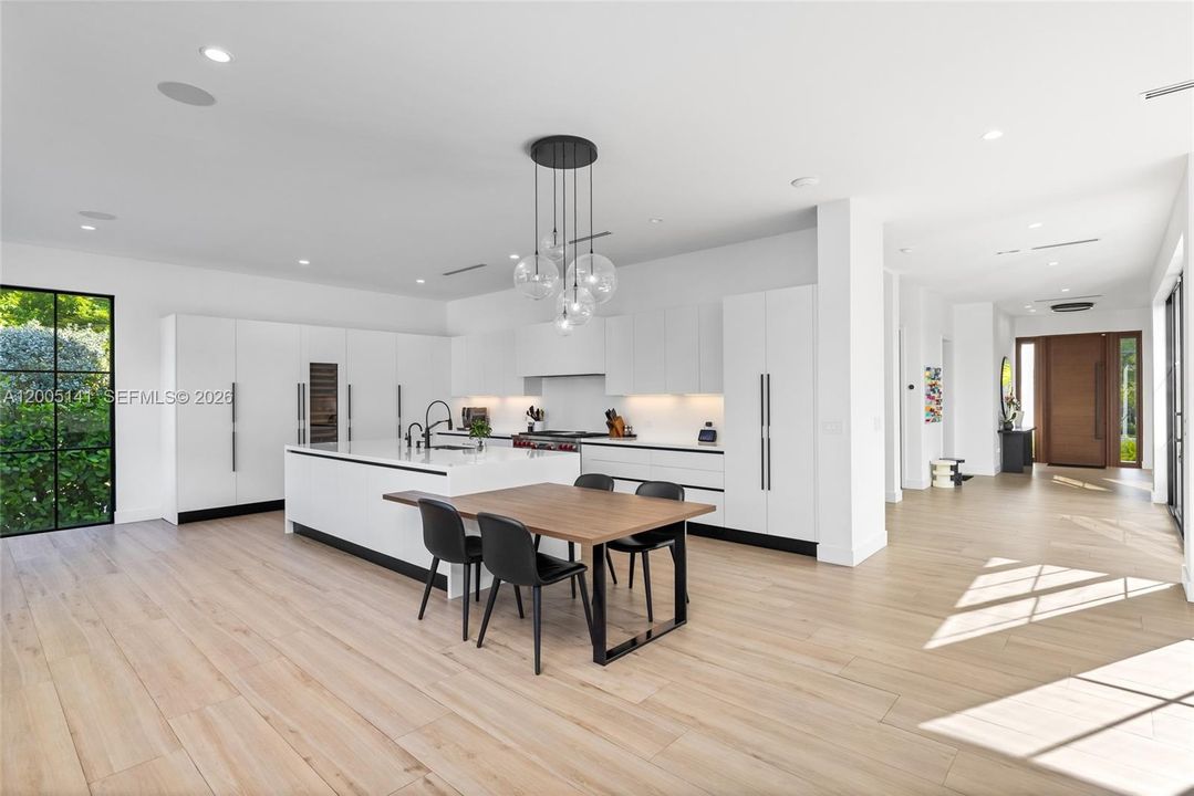 For Sale: $7,730,000 (5 beds, 4 baths, 4303 Square Feet)
