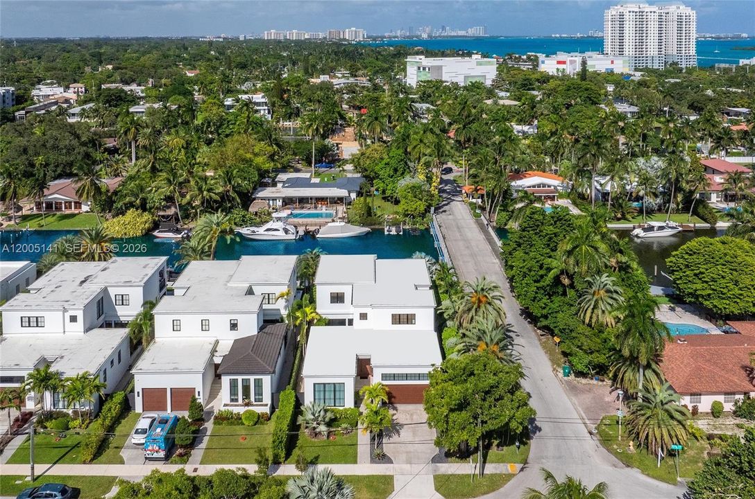 For Sale: $7,730,000 (5 beds, 4 baths, 4303 Square Feet)