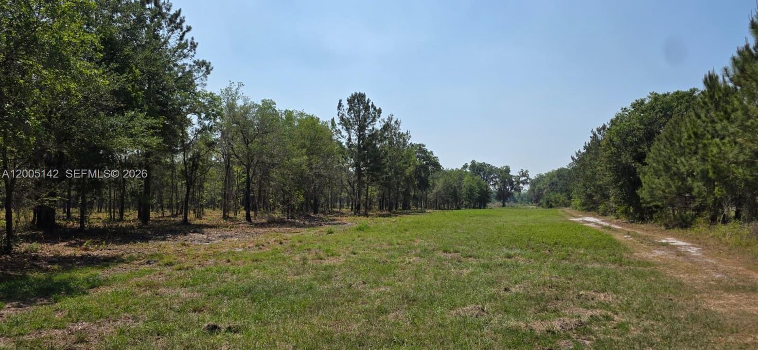 На продажу: $430,000 (40.00 acres)
