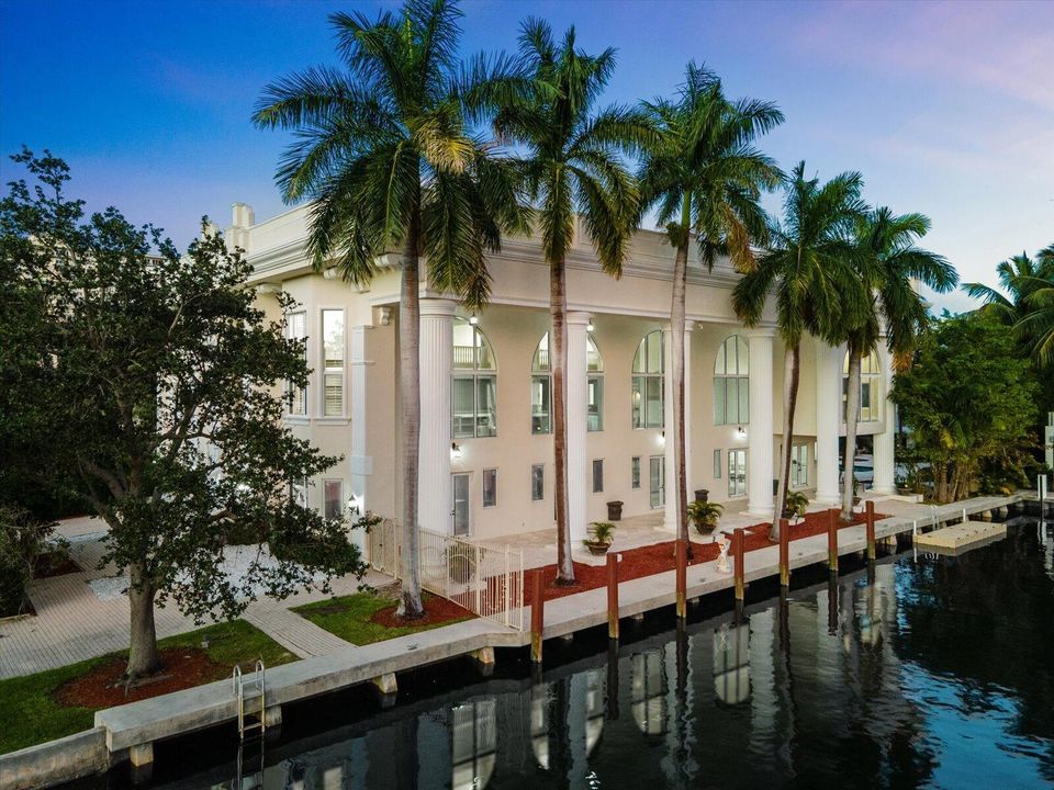 51-4141 Riviera Isle Dr twilight_14_1