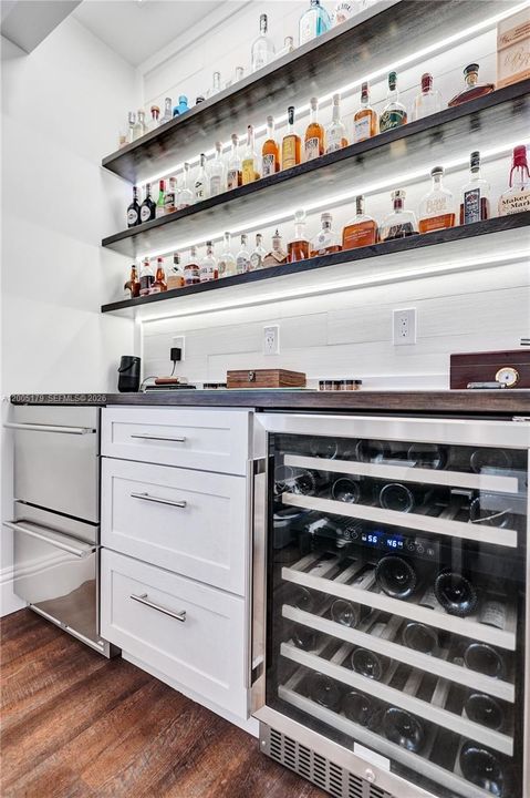 For Sale: $775,000 (4 beds, 3 baths, 2027 Square Feet)