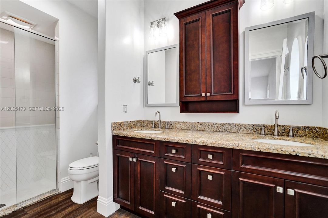 For Sale: $775,000 (4 beds, 3 baths, 2027 Square Feet)