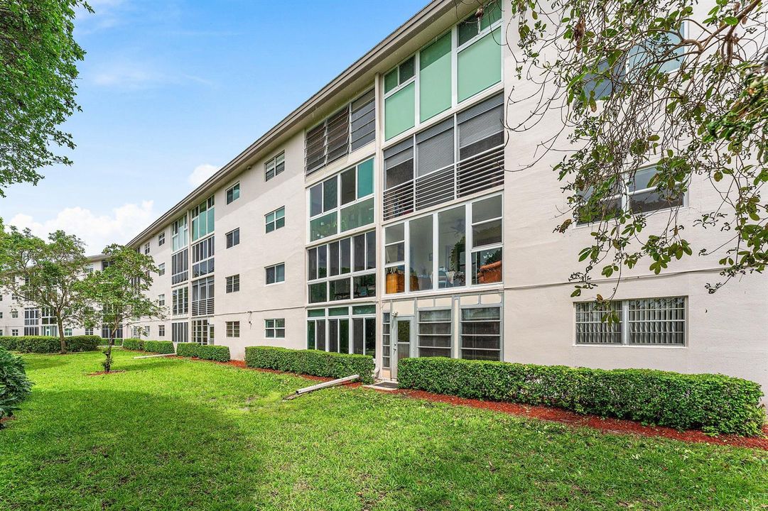 031-3301ArubaWay-C1-CoconutCreek-FL-3306