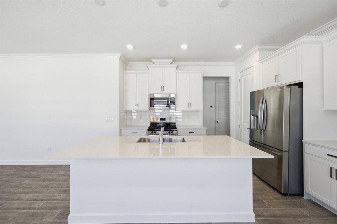victoria_qmi_hs445_kitchen_6of10_f1[1]