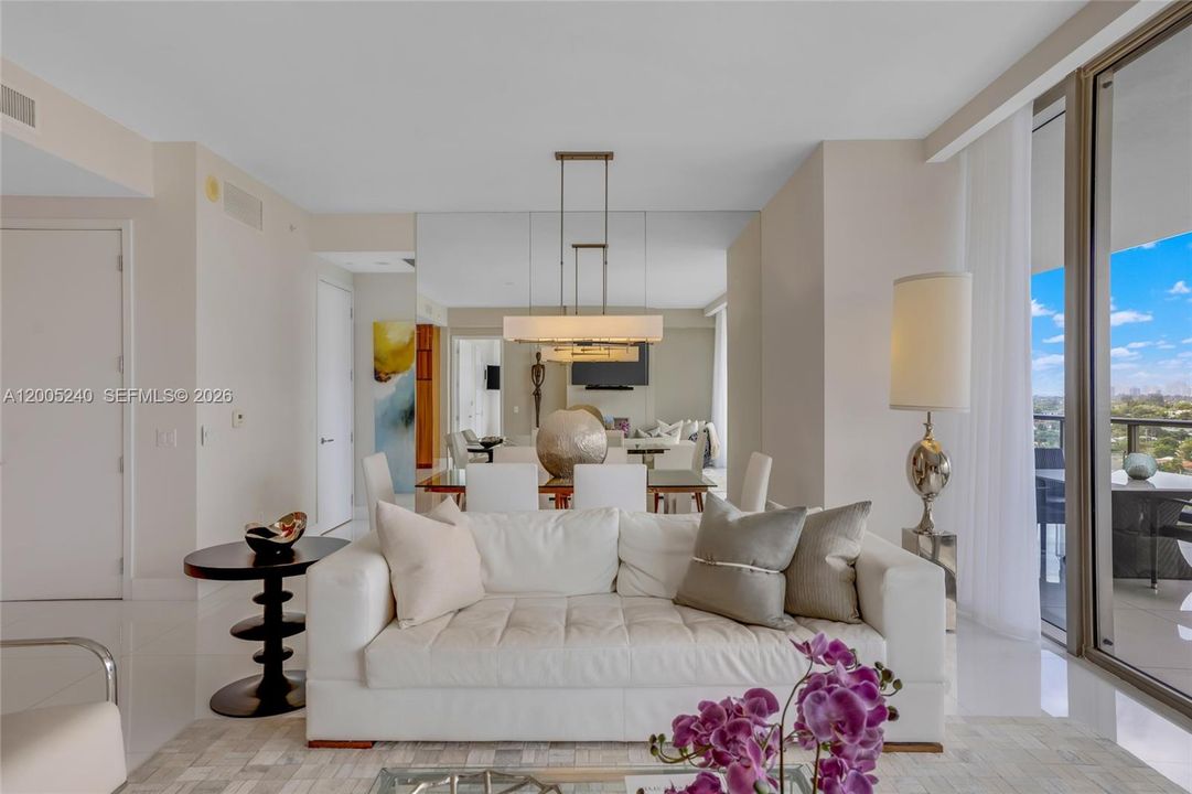 Active With Contract: $25,000 (2 beds, 2 baths, 1777 Square Feet)