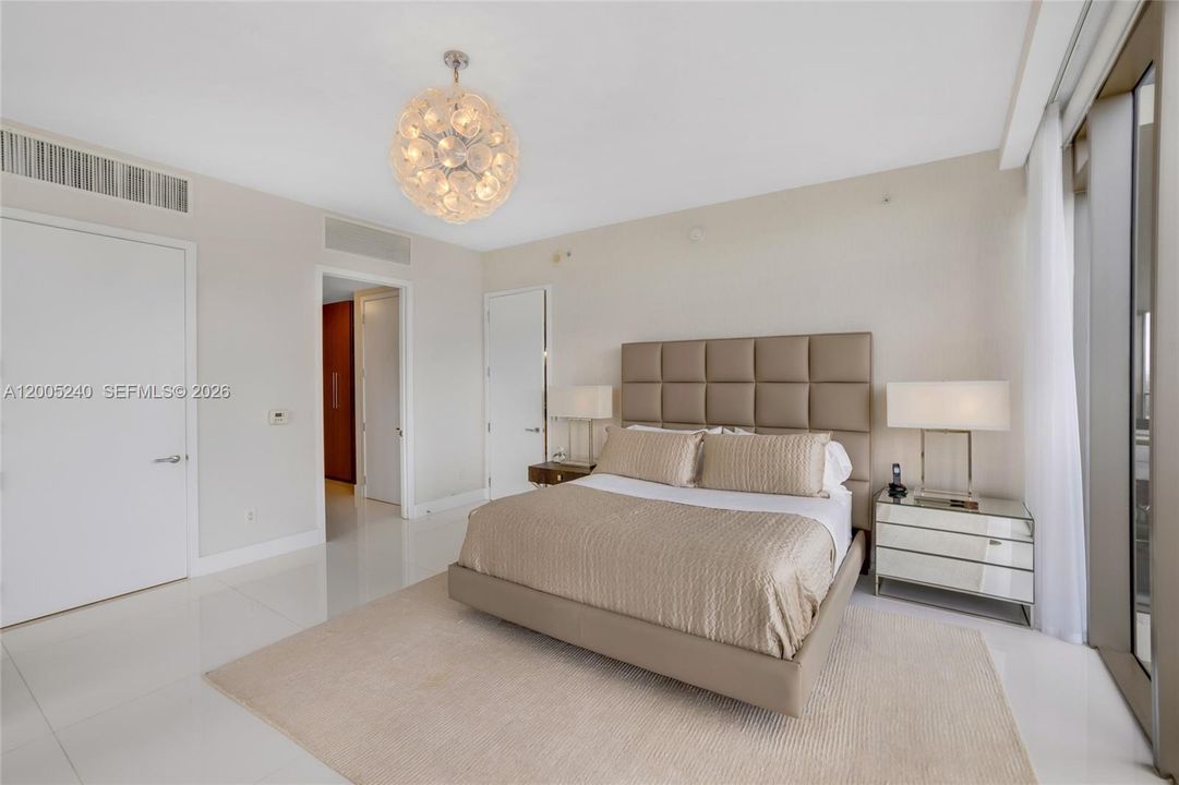 Active With Contract: $25,000 (2 beds, 2 baths, 1777 Square Feet)