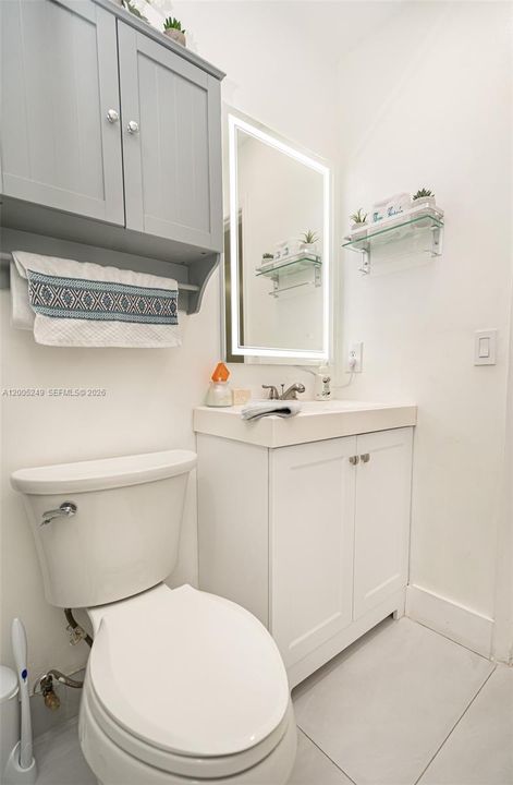 Active With Contract: $499,000 (3 beds, 2 baths, 1369 Square Feet)