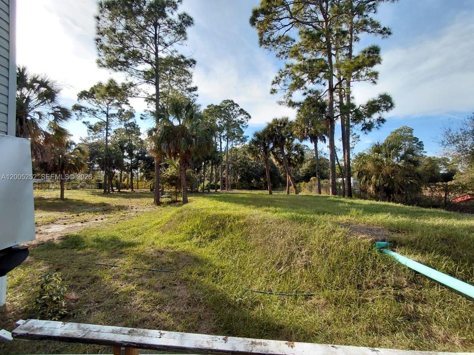 For Sale: $199,900 (3 beds, 2 baths, 952 Square Feet)