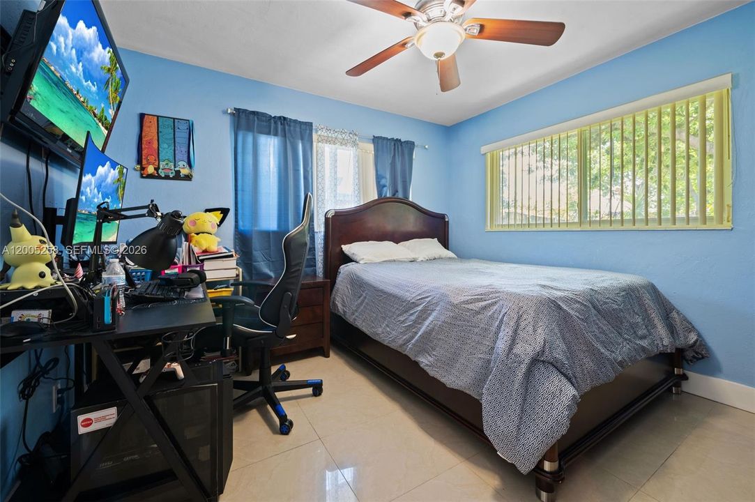 Activo con contrato: $475,000 (3 camas, 2 baños, 1549 Pies cuadrados)