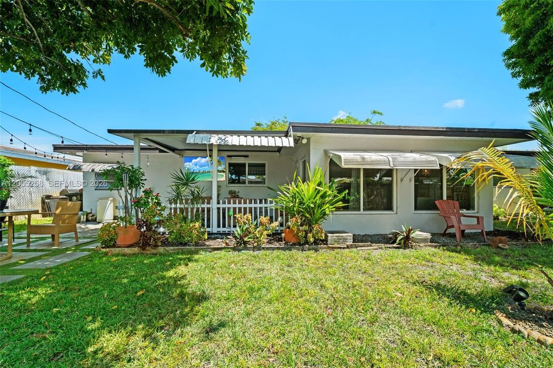 Activo con contrato: $475,000 (3 camas, 2 baños, 1549 Pies cuadrados)
