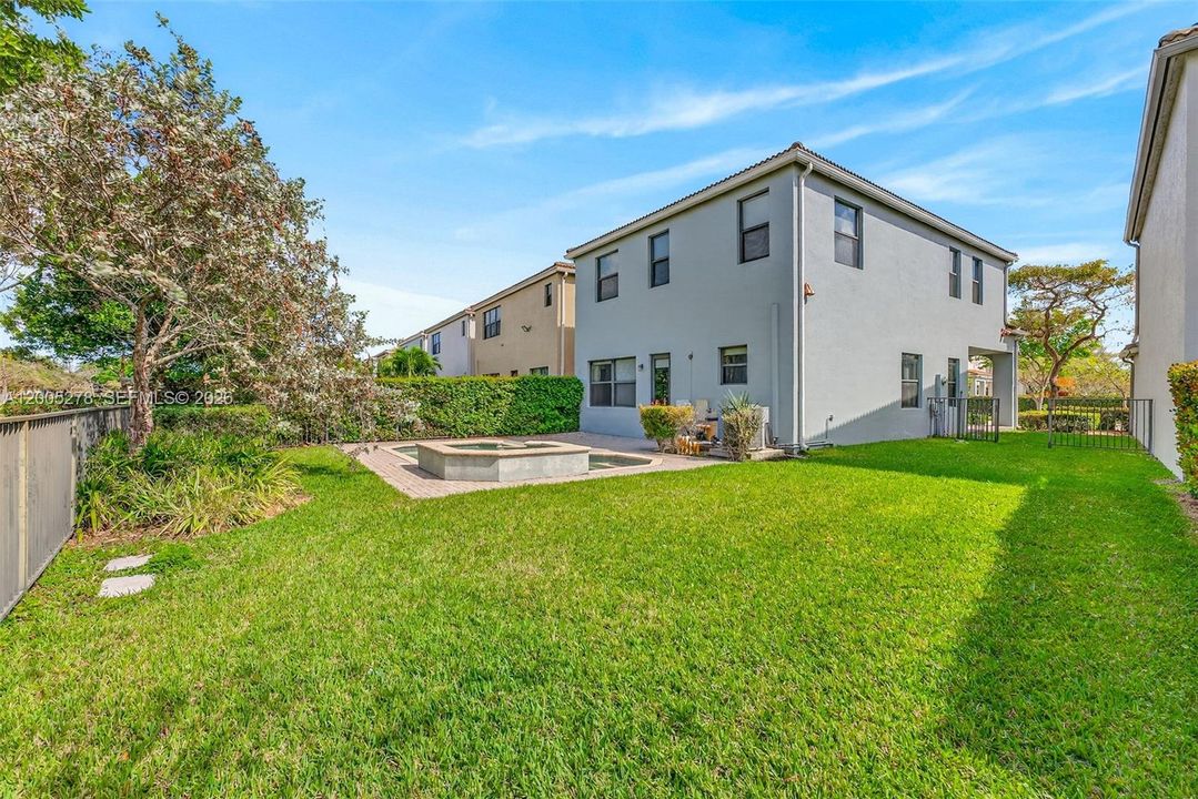 For Rent: $6,000 (4 beds, 2 baths, 2318 Square Feet)