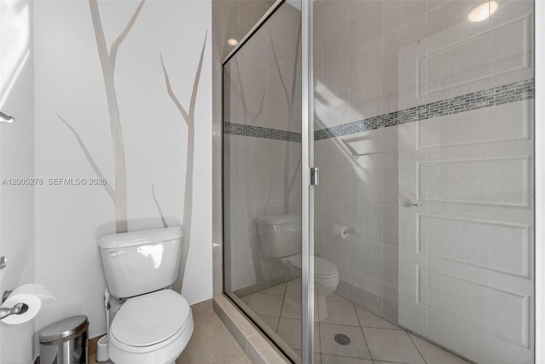 For Rent: $6,000 (4 beds, 2 baths, 2318 Square Feet)