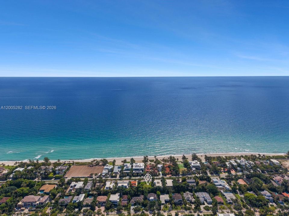 For Sale: $4,000,000 (0.25 acres)