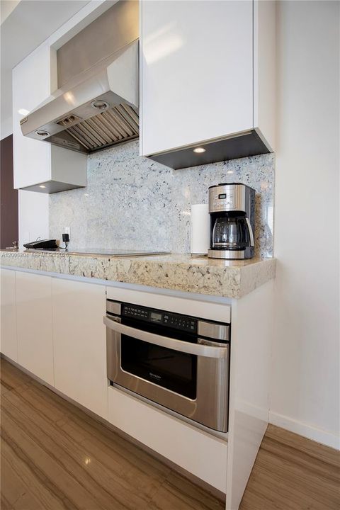 For Sale: $4,495,000 (2 beds, 2 baths, 1777 Square Feet)