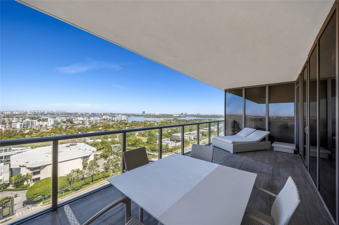 For Sale: $4,495,000 (2 beds, 2 baths, 1777 Square Feet)