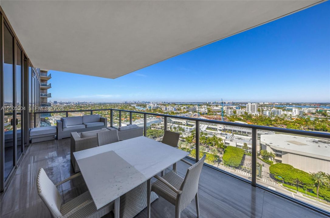 For Sale: $4,495,000 (2 beds, 2 baths, 1777 Square Feet)