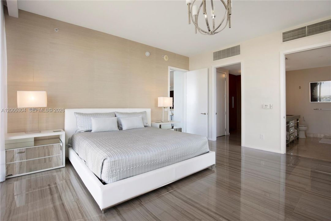 For Sale: $4,495,000 (2 beds, 2 baths, 1777 Square Feet)