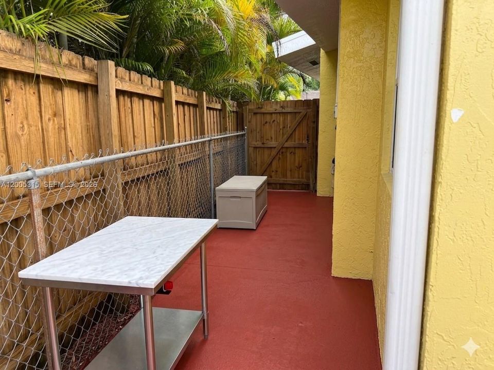 Side Patio Virtual decluttered