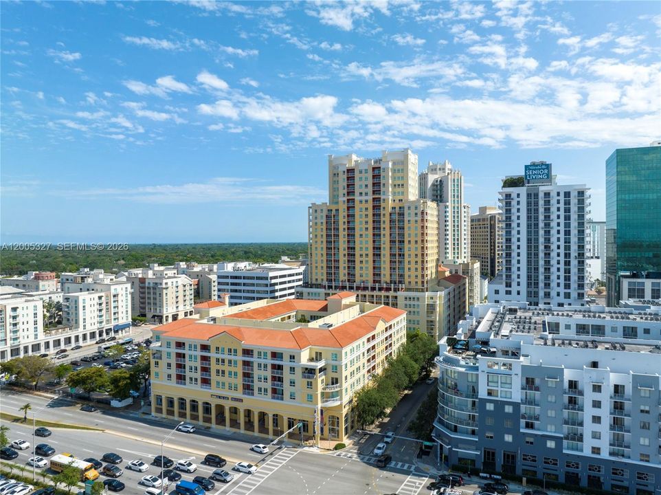 Active With Contract: $3,200 (2 beds, 2 baths, 1155 Square Feet)