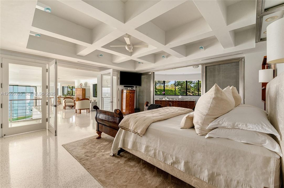 For Sale: $237,000,000 (5 beds, 7 baths, 11528 Square Feet)