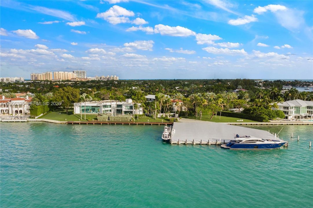 For Sale: $237,000,000 (5 beds, 7 baths, 11528 Square Feet)
