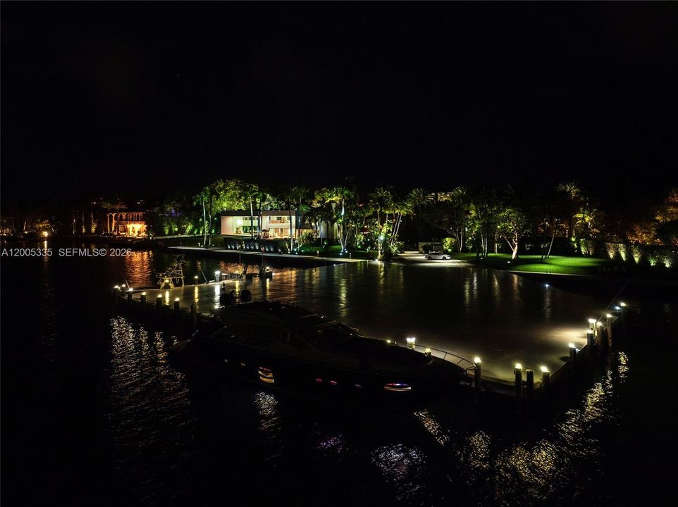 For Sale: $237,000,000 (5 beds, 7 baths, 11528 Square Feet)
