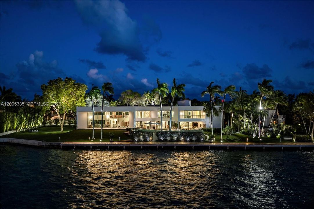 For Sale: $237,000,000 (5 beds, 7 baths, 11528 Square Feet)